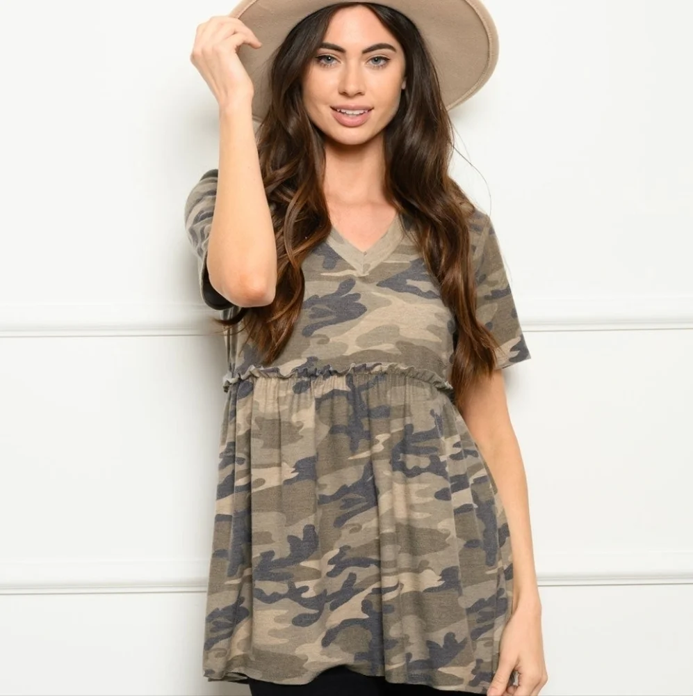NWT Boutique Camo Babydoll V-Neck Peplum Top S M L - Picture 5 of 6